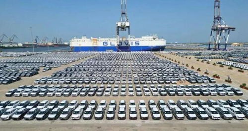 電動(dòng)化浪潮下，傳統(tǒng)車企的集體焦慮與生存之戰(zhàn)