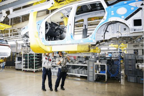 首創(chuàng)貴妃穿越沉浸式工廠直銷會(huì)圓滿結(jié)束 汽車銷售新模式的探索與突破